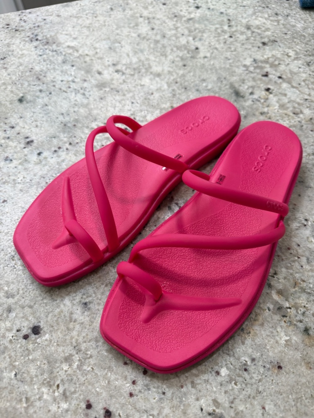 CROCS Women's Pink Strappy Sandals